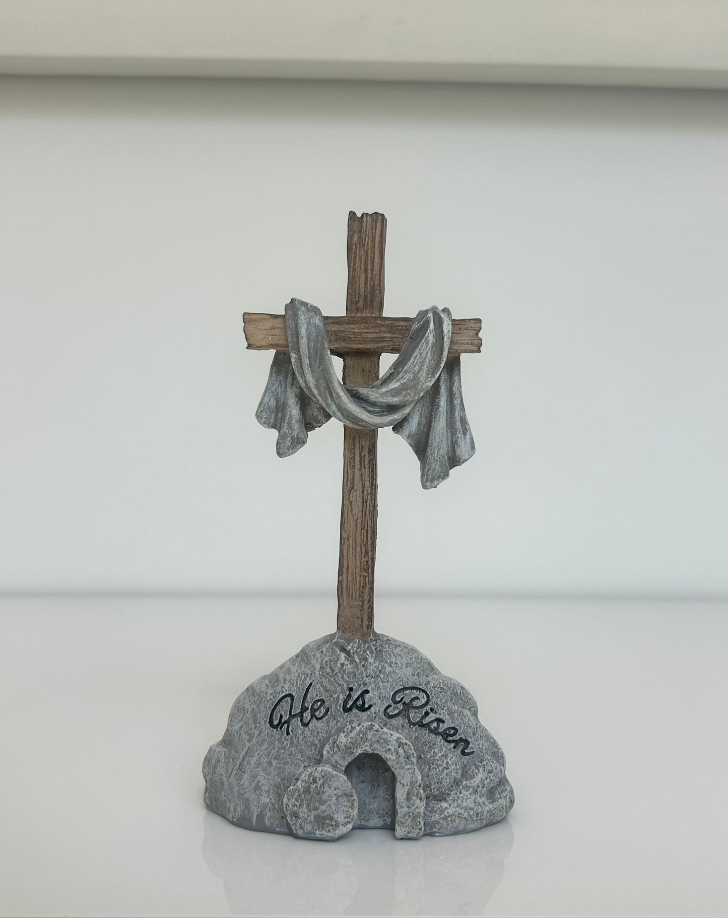 Christ has Risen Statue