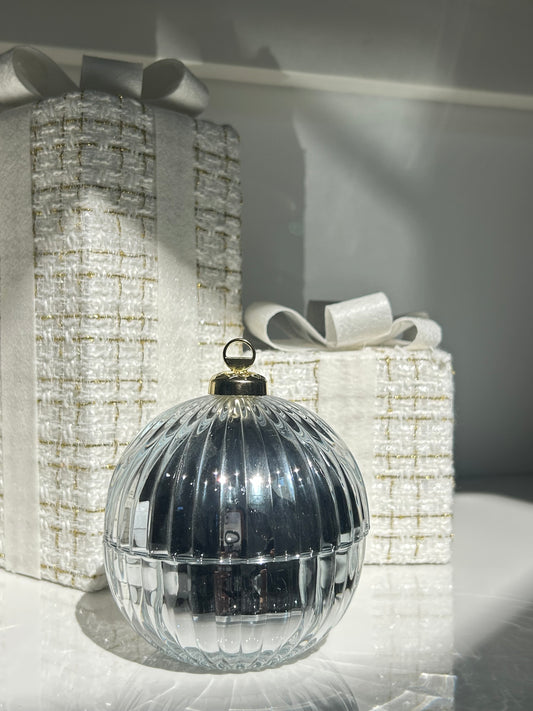 Medium Silver Ripple Baubles Candle