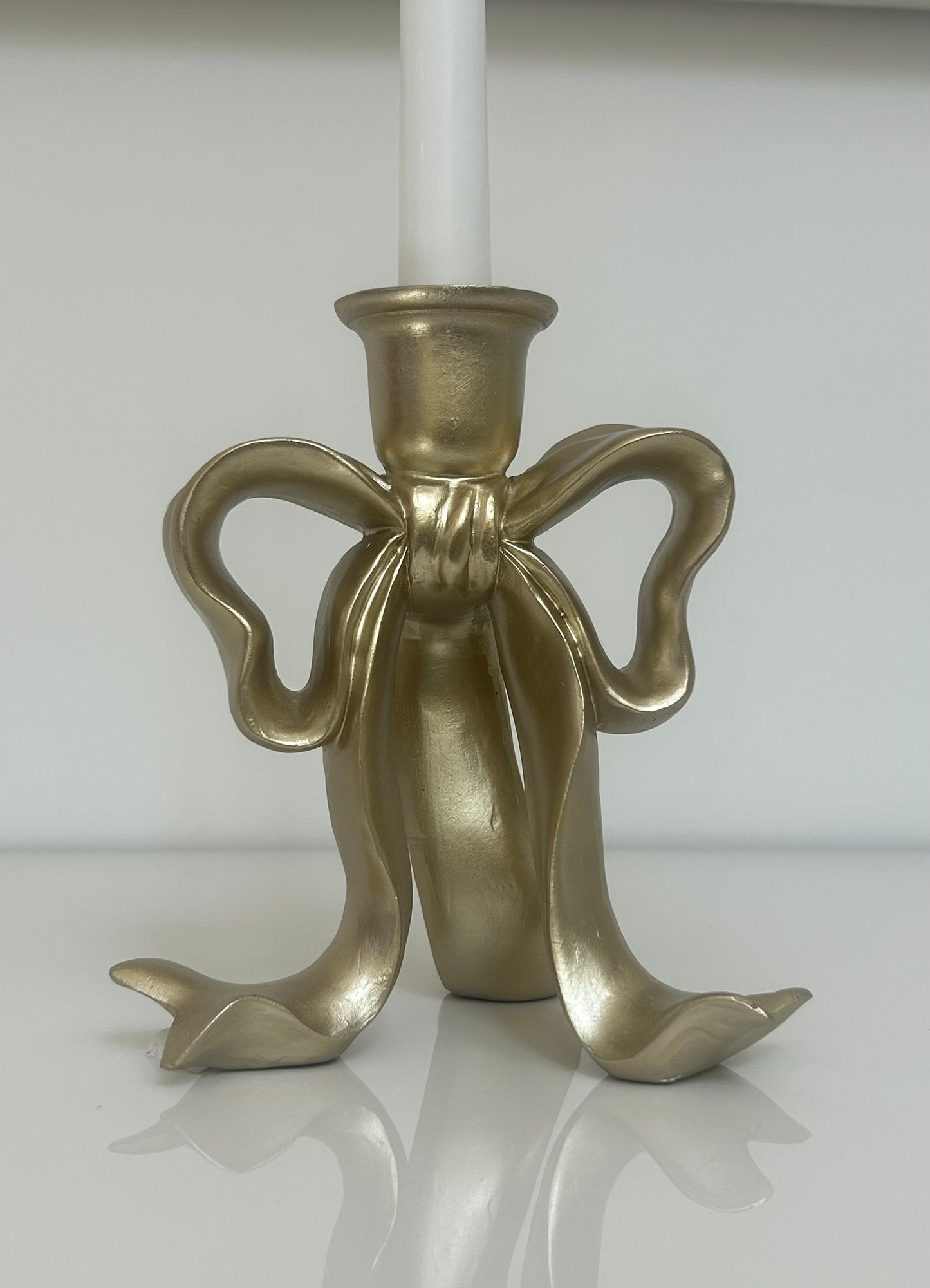 Royal Bow Candle Holder